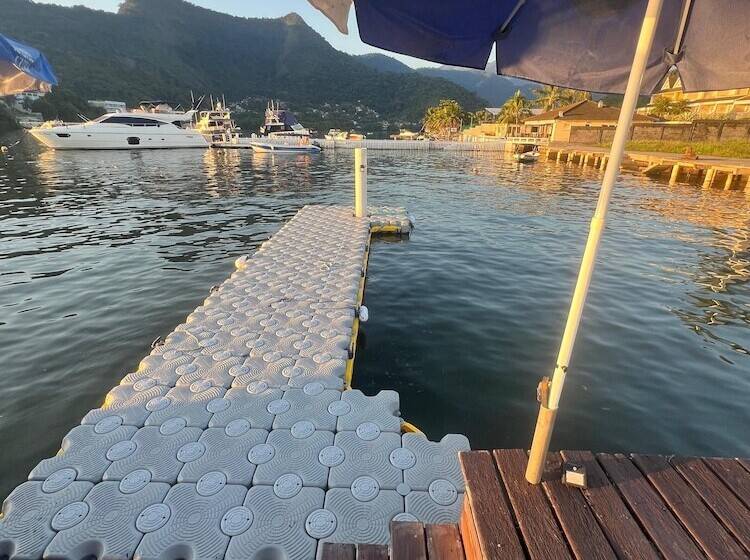پانسیون Pousada Jet Club Marine Angra