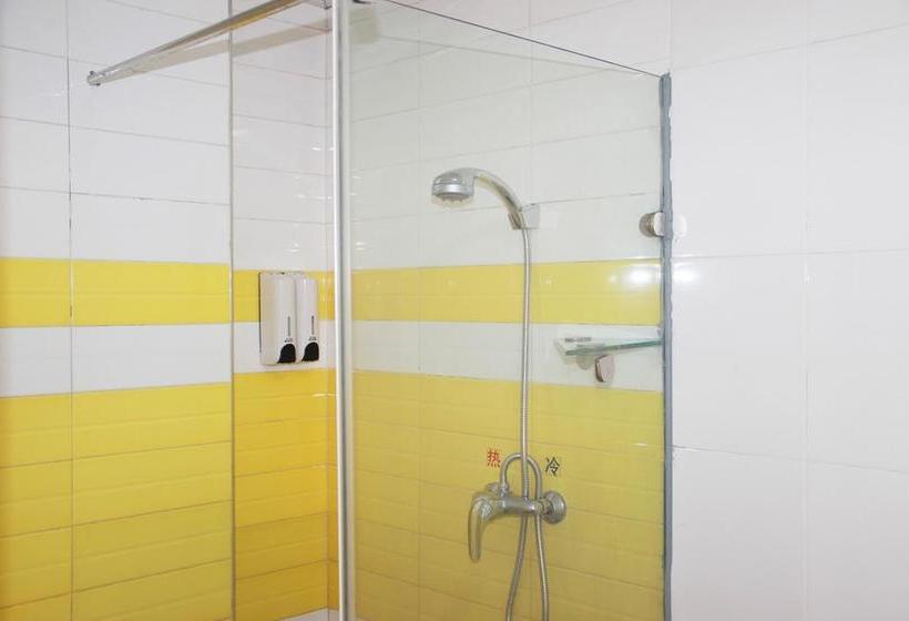 Отель 7days Inn Guangzhou Zengcheng Gualv Square