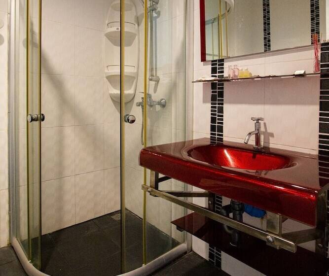 فندق Valhalla Pattaya