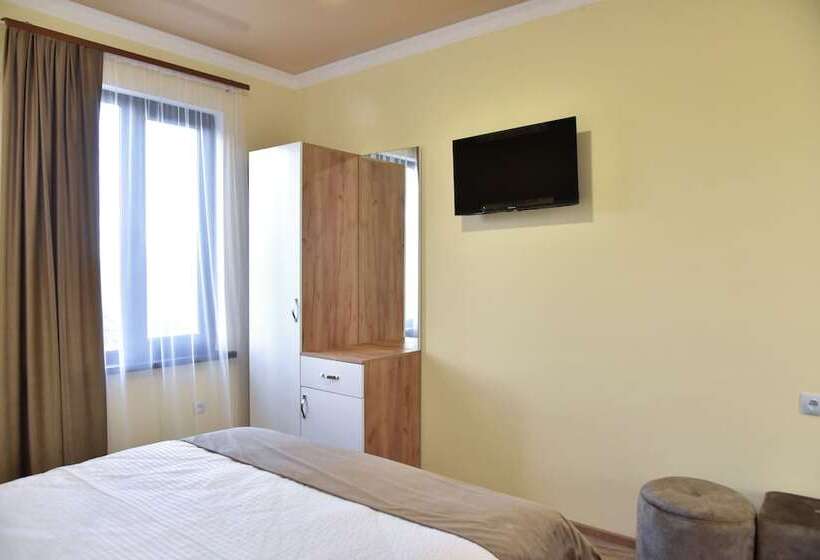پانسیون Gyulagarak Guest House
