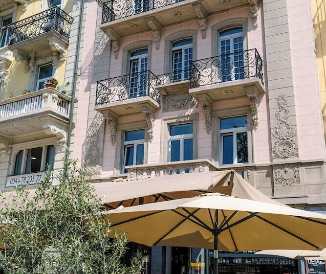 هتل Seven Town House Boutique
