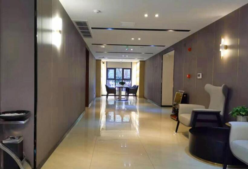 호텔 City Comfort Inn Zigong Lantern World Fantawild Dinosaur Kingdom