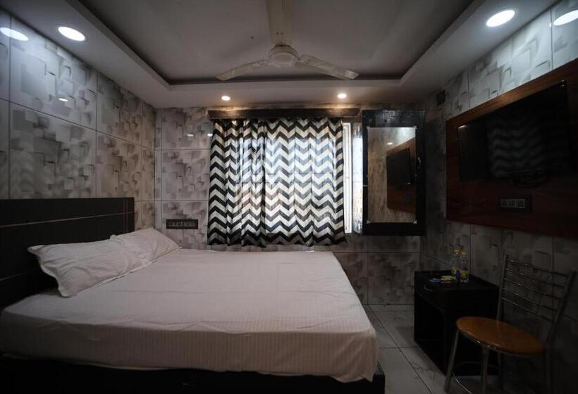 Отель Jr Grande