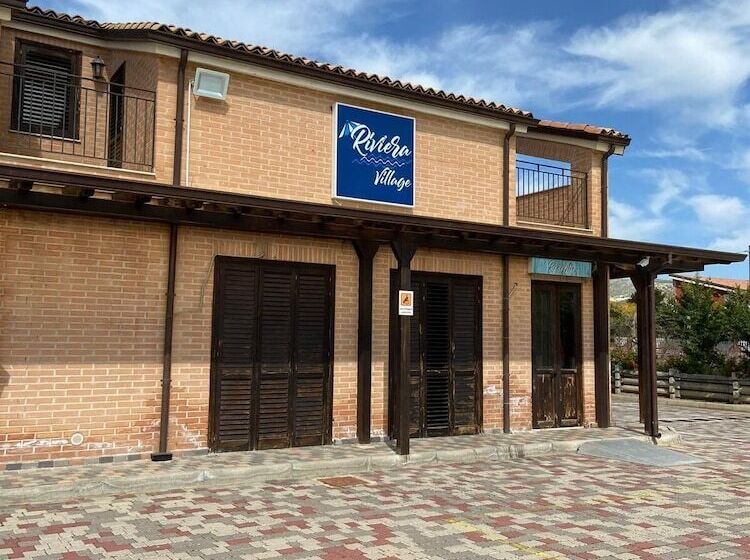هتل Riviera Village