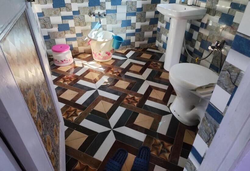 Пансион Mahi Guest House