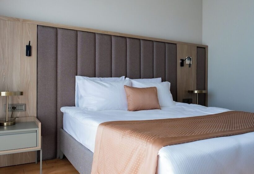 Renex Hotels