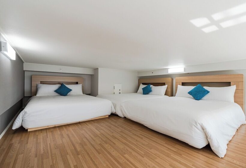 Sr Hotel Yeongjong