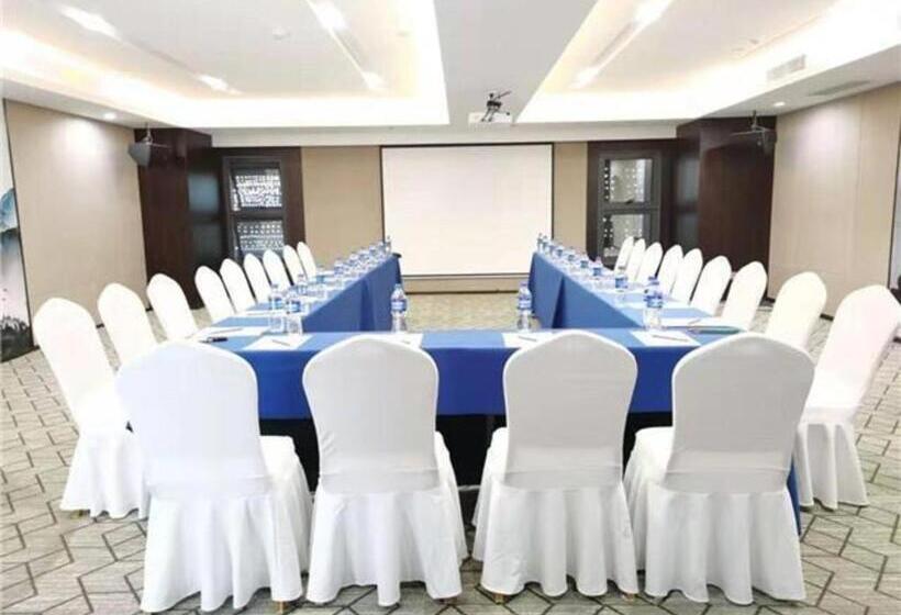 E Cheng Hotel Dali High Speed Railway Station Erhai Lake