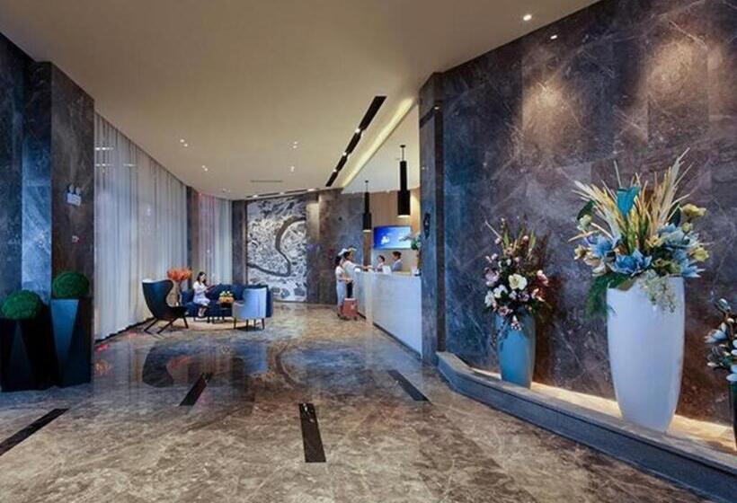 Echarm Hotel Mile