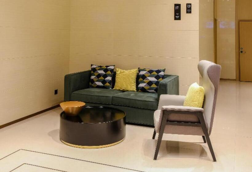 Отель City Comfort Inn Jiyuan Jishui Avenue Jigang