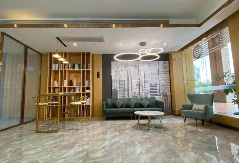Отель City Comfort Inn Zhanjiang Jinshawan Haitian Yingzhan Plaza