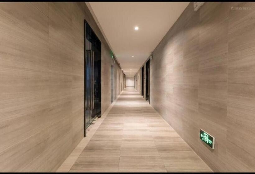 Отель Poltton International Service Apartment