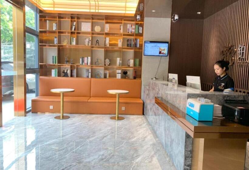 Отель Poltton International Service Apartment