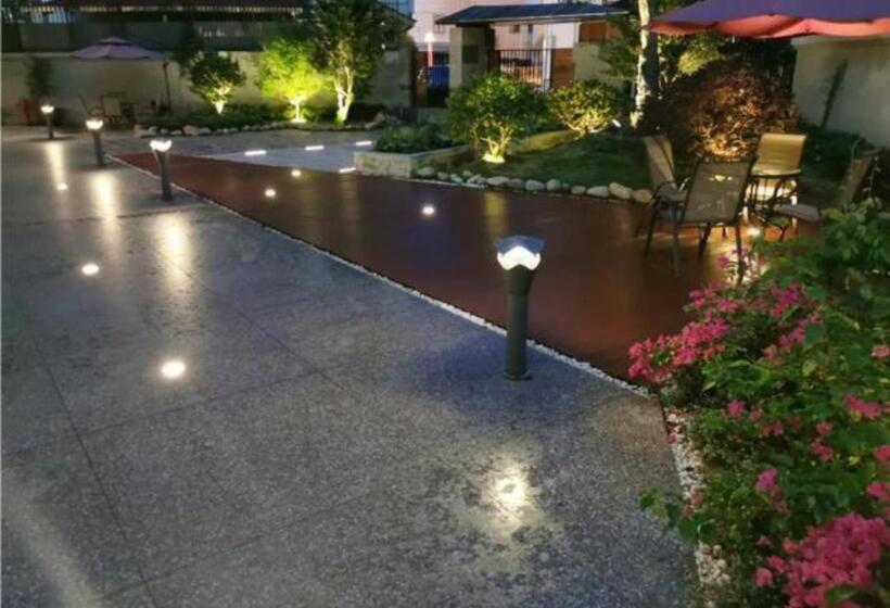 Immersing Hotels & Resort Yunzhu Meiyuan Wuyishan Impression Dahongpao