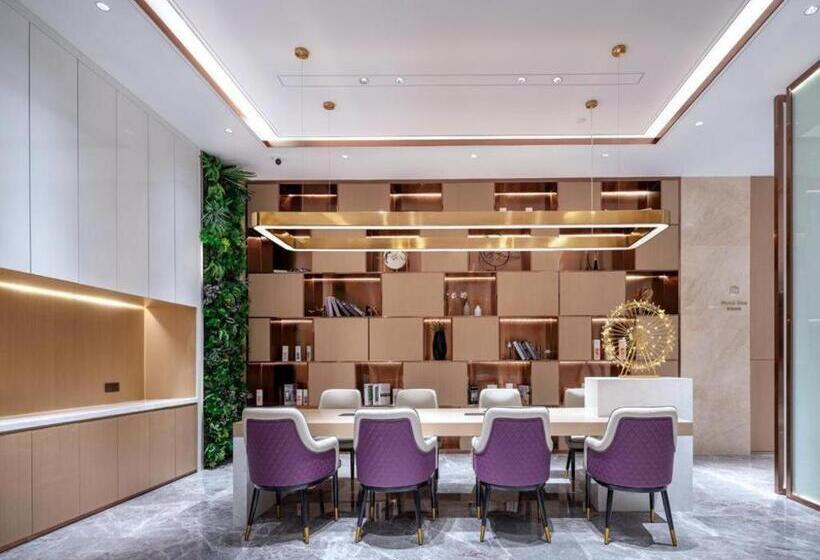 Lavande Hotel Chaozhou Fortune Center Lin Street