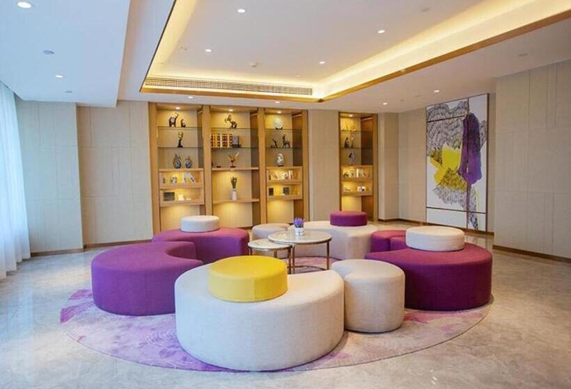 Lavande Hotel Pingxiang Runda International High Speed Railway Station