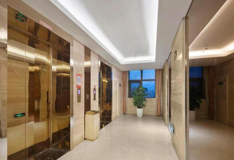 Vienna Hotel Henan Xinyang East Zone Of Central Hospital