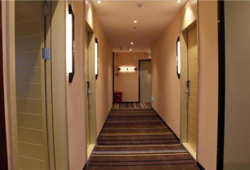 فندق City Comfort Inn Heyuan Longchuan Bus Station