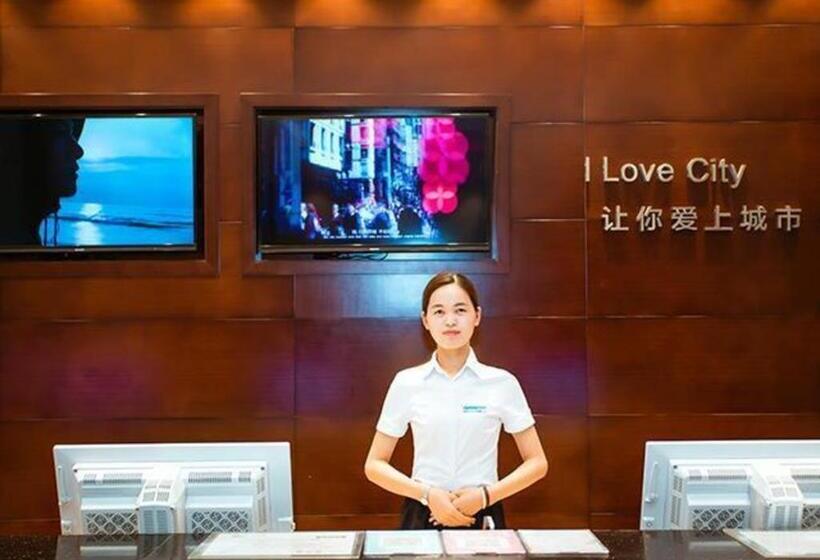 酒店 City Comfort Inn Hezhou High Speed Railway Station