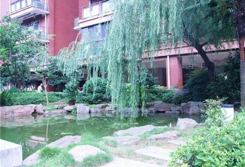 Отель City Comfort Inn Huangshi Wanda Plaza Huashan Road