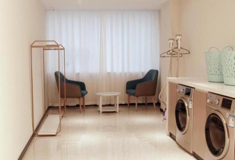 호텔 City Comfort Inn Loudi Sports Center