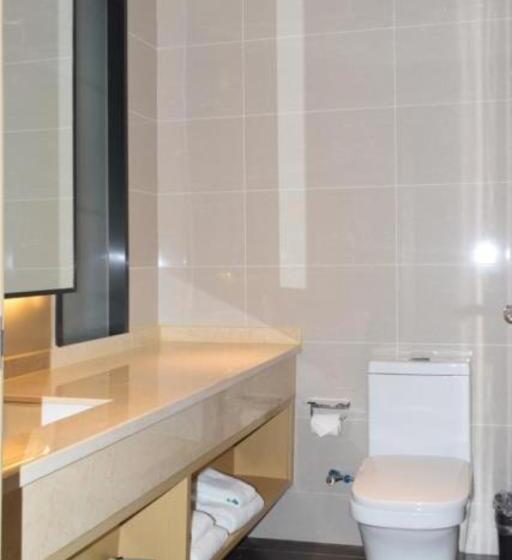 Отель City Comfort Inn Neijiang Zizhong Wuguan