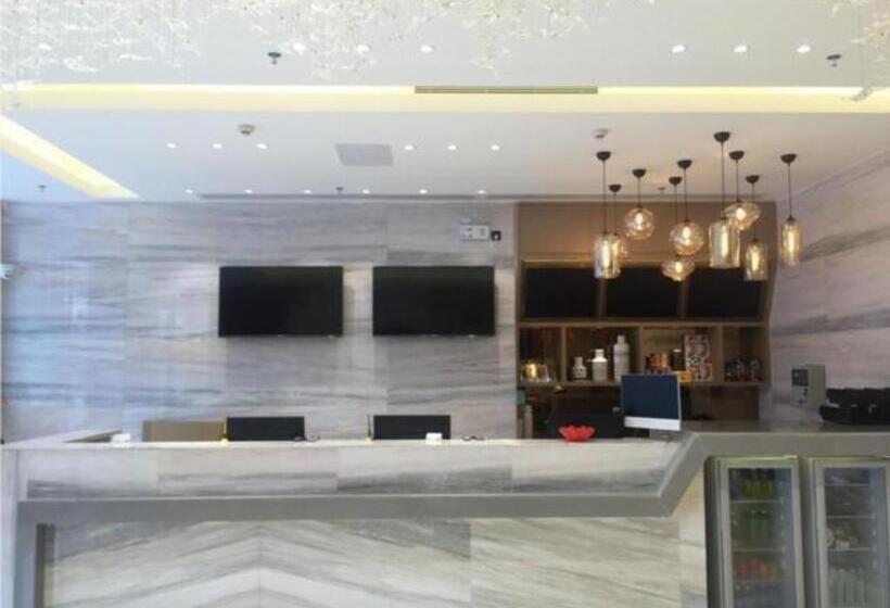 Отель City Comfort Inn Zhanjiang Leizhou Xihu Avenue