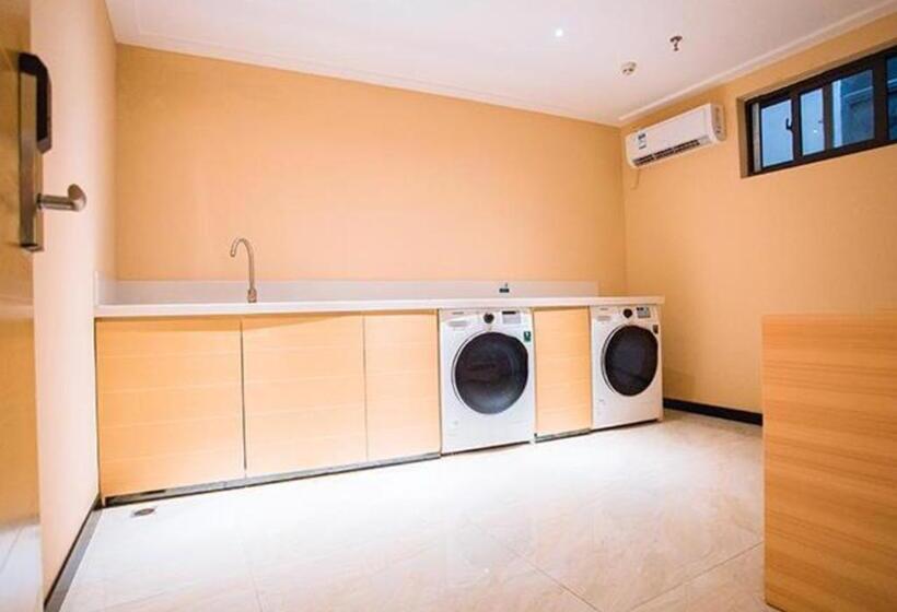 酒店 City Comfort Inn Zhanjiang Wuchuan Aoyuan Plaza