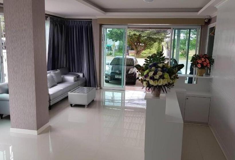 酒店 Crystal Place Prathai