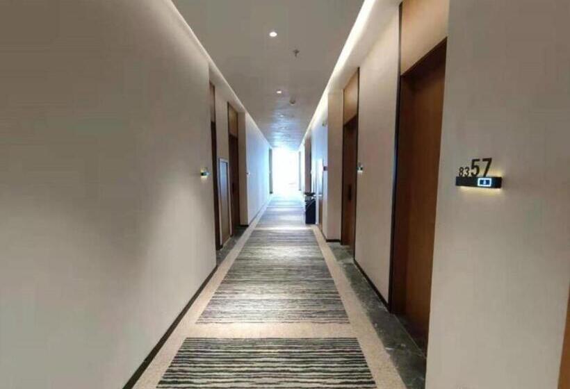 فندق Green Tree Inn Henan Jiyuan Tiantan Road Xinyao Plaza