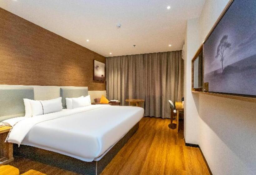 هتل Jtour Inn Yulin High Speed Railway Station Rt Mart