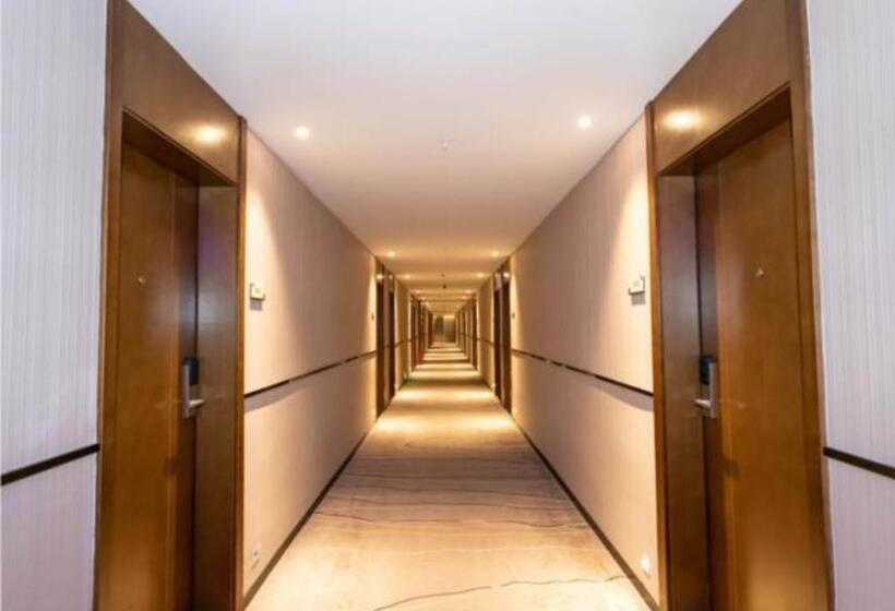 호텔 Jtour Inn Yulin High Speed Railway Station Rt Mart