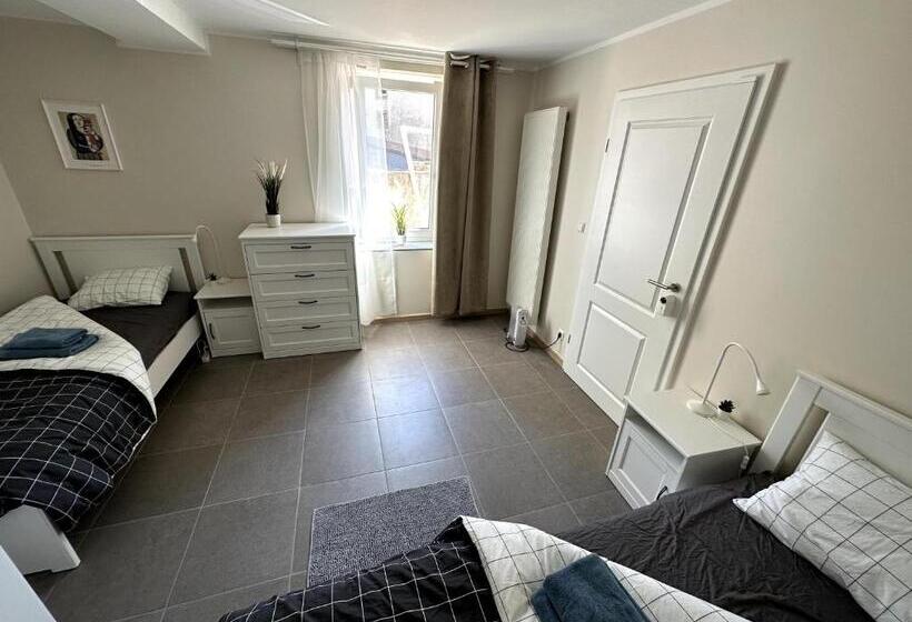 ユースホステル Deluxe Double Rooms Helfant Luxembourg