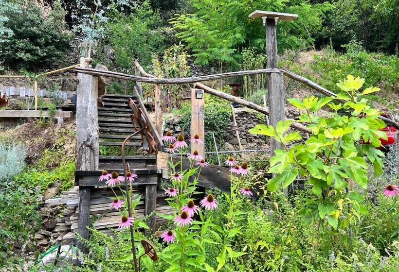 ベッドアンドブレックファースト Les Magnels