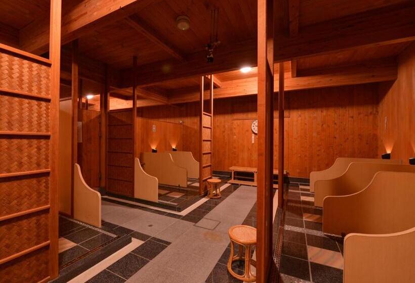 هتل 北方温泉四季の里　七彩の湯