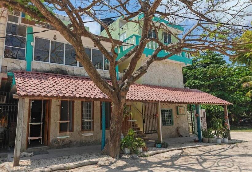 هتل Casa Viejo Chac