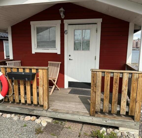 هتل Femöre Marina Ab