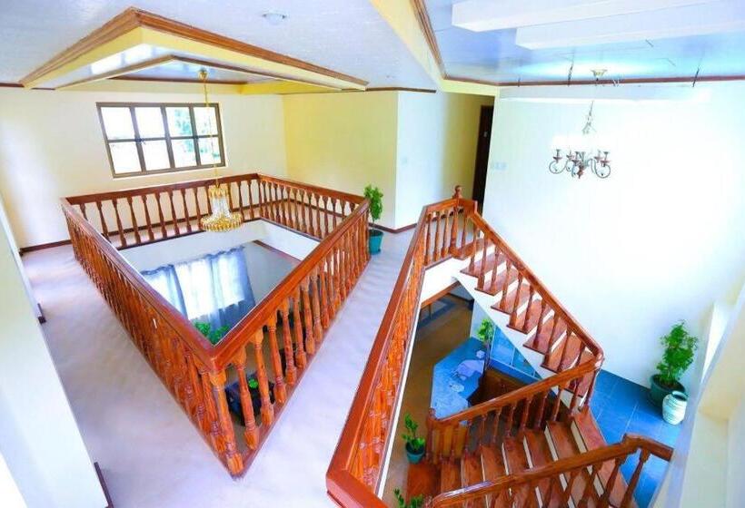 فندق Hillside Villa