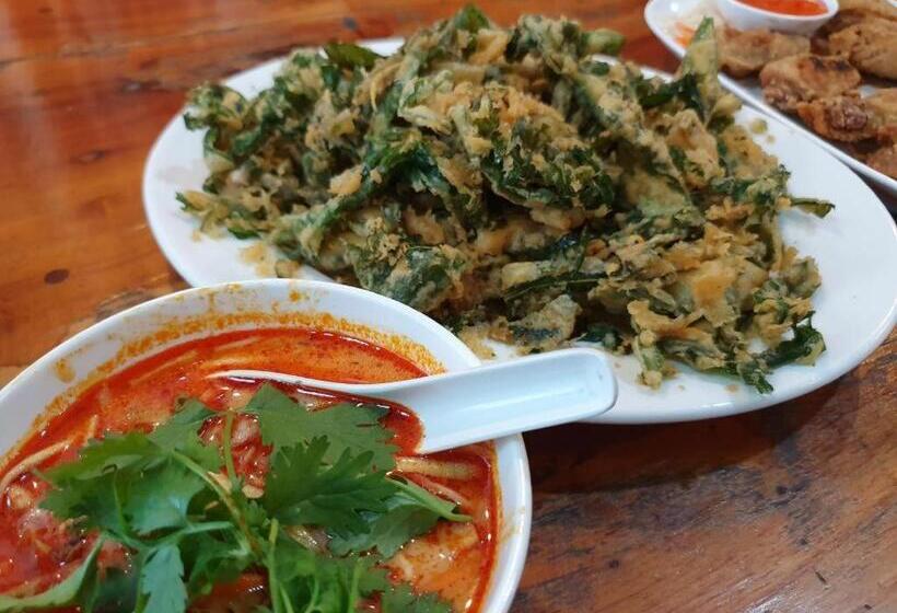 호텔 Huen Fai Mae Jampee