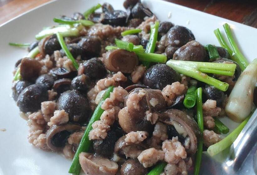 호텔 Huen Fai Mae Jampee