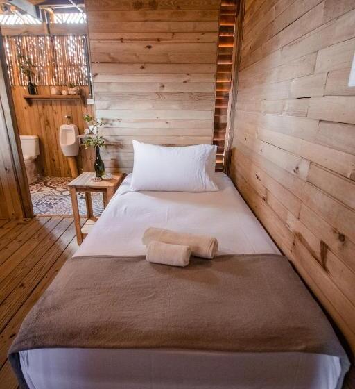 هتل Watu Kite House