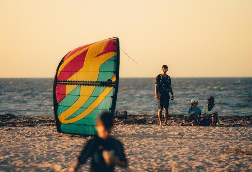 هتل Watu Kite House