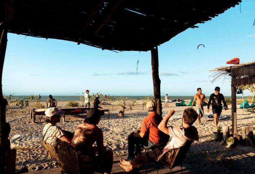 هتل Watu Kite House
