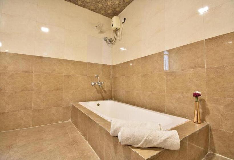 Kamshet Highland Glamping Resort