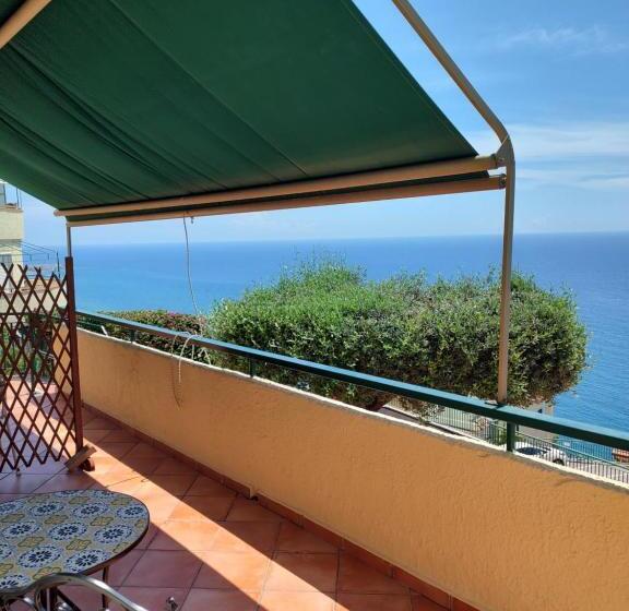 ペンション Camera Vista Mare Ad Acciaroli Località Mezzatorre