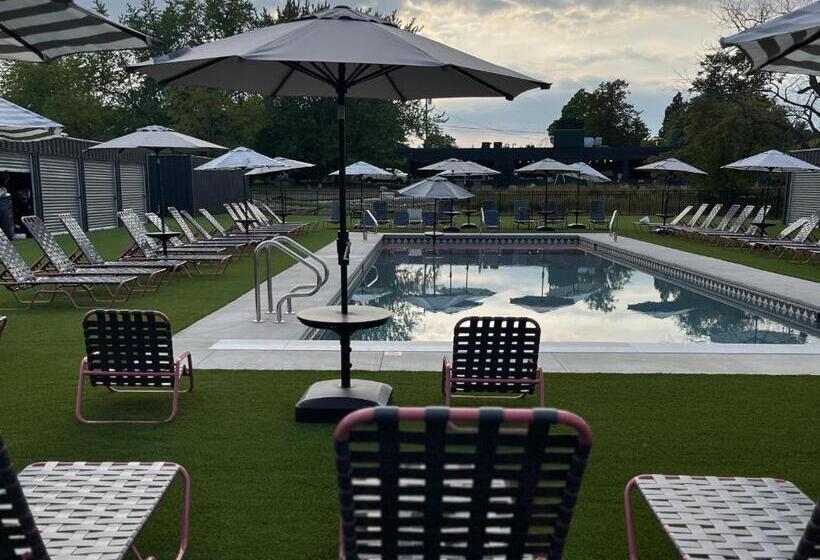 منتجع Daydreamer Domes