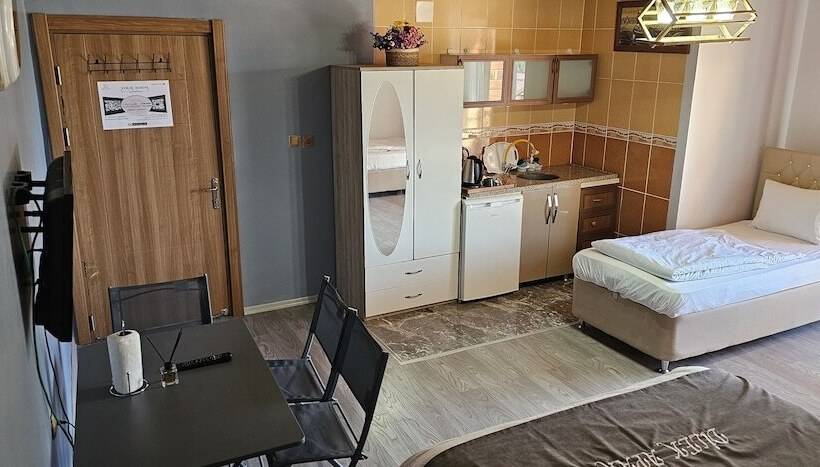 Di̇lek Apart