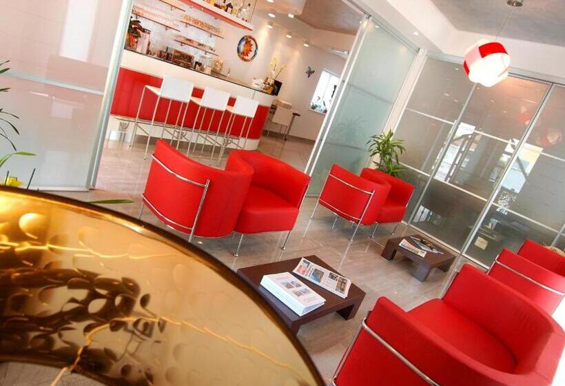 هتل Garni Corallo