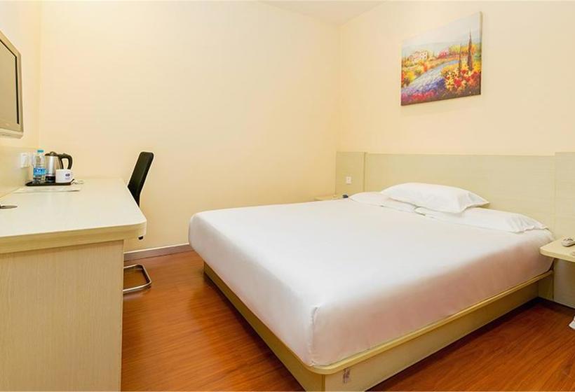 בית מלון כפרי Hanting Express Shaoguan Xi He Coach Terminal