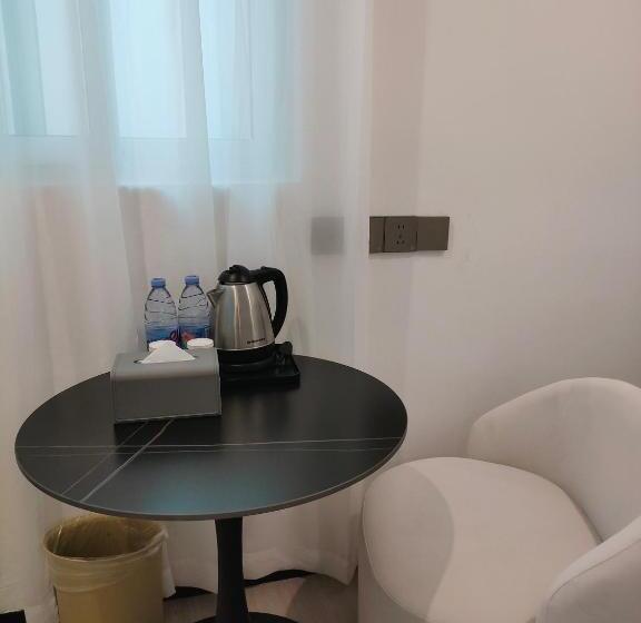 Shanghai Ange Hotel Next To Longyang Road Subway Station, Near New Internatonal Expo Center